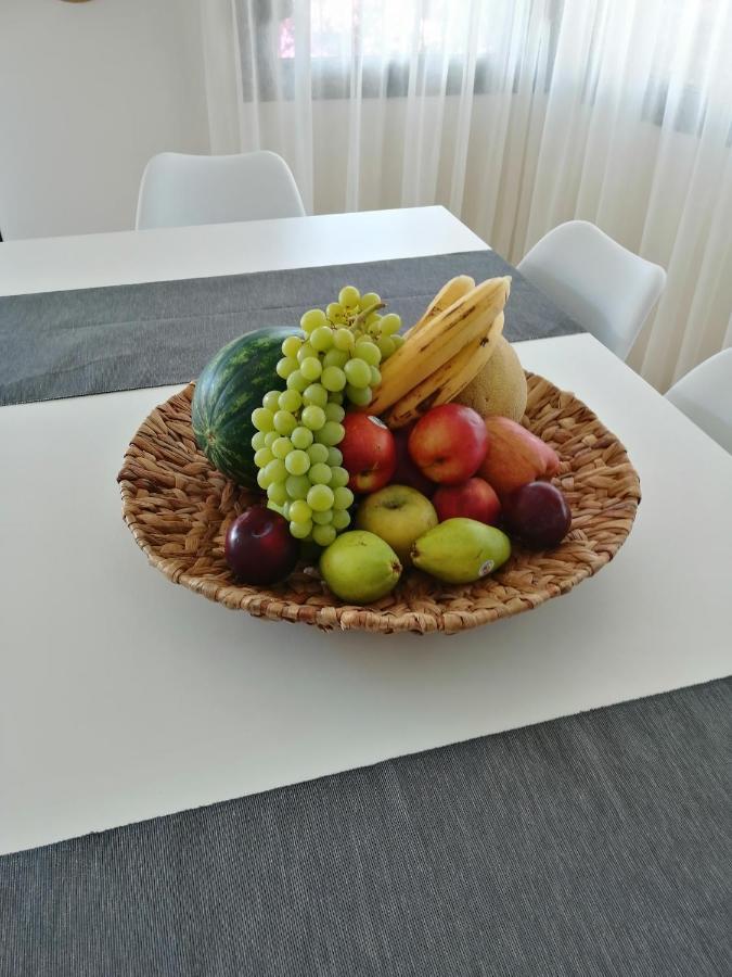 מיתיקאס Oikia Eleanthi - Beachfront Garden Home! מראה חיצוני תמונה